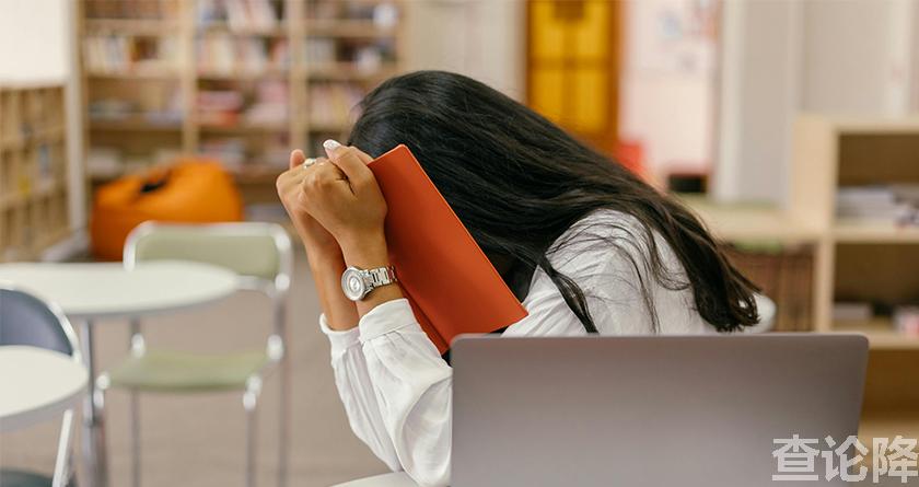 查论降，查论降官网，免费的论文降重检测系统