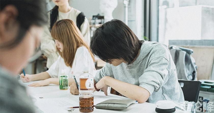 查论降,查论降官网,免费的论文降重检测系统